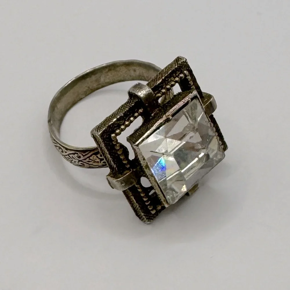VINTAGE Gold-Tone Square Crystal Adjustable Ring